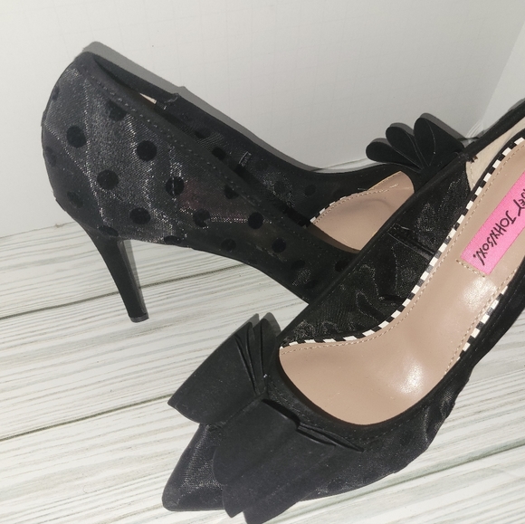 Betsey Johnson Ribbon Heels - Picture 10 of 10